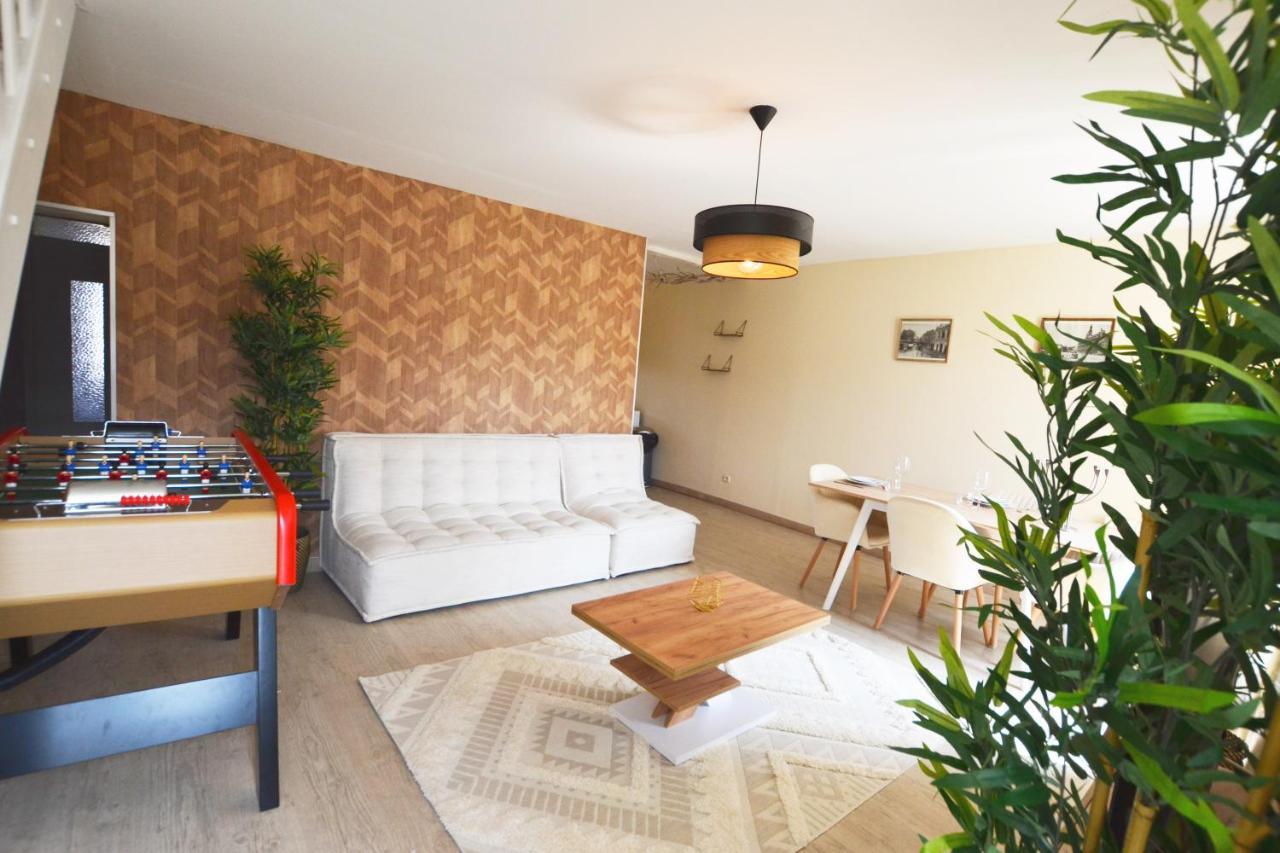Capstay Cosy Centre 2 Chambres Babyfoot & Netflix Raismes Esterno foto
